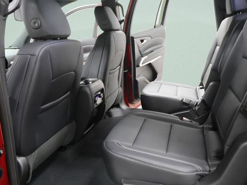 New 2026 Chevrolet Traverse LT w/ LPO, Floor Liner Package image 26