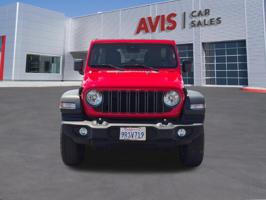 Used 2025 Jeep Wrangler Unlimited Sport AWD/4WD image 2