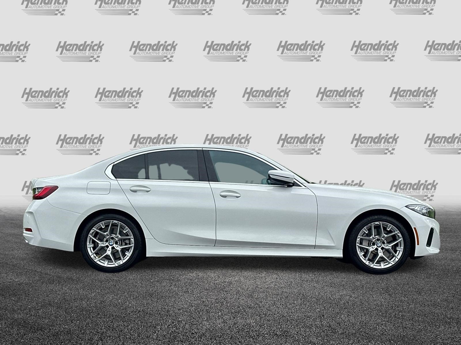 Used 2026 BMW 330i Sedan w/ Convenience Package RWD image 3