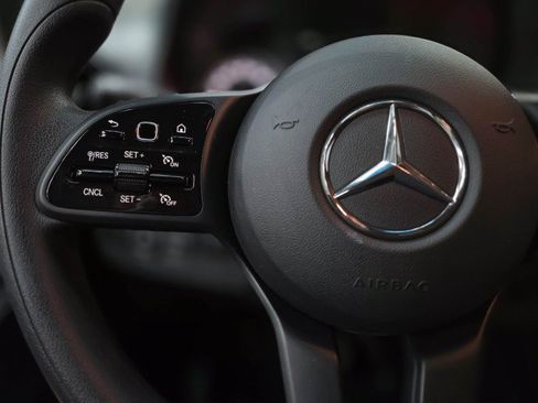 Used 2024 Mercedes-Benz Sprinter 4500 image 16