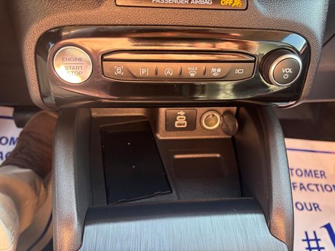 Used 2024 Ford Escape Platinum w/ Premium Technology Package image 24