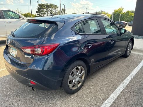 Used 2014 MAZDA MAZDA3 i Sport FWD image 3