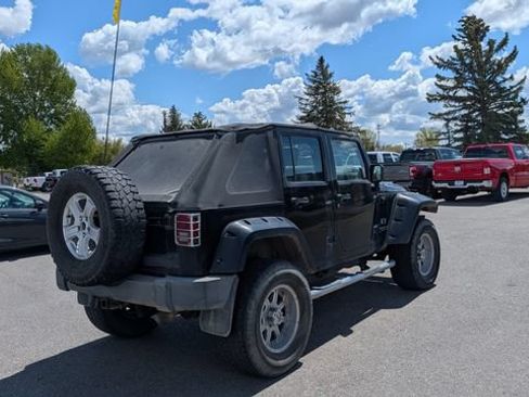 Used 2007 Jeep Wrangler Unlimited X w/ Black Appearance Group AWD/4WD image 2