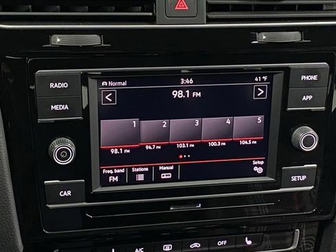 Used 2019 Volkswagen GTI Rabbit Edition image 17