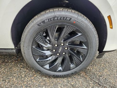 New 2026 Lincoln Navigator L Black Label AWD/4WD image 18