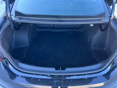 Used 2023 Chevrolet Malibu LT image 28