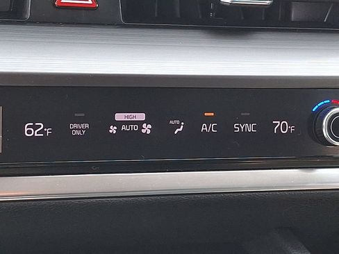 Certified 2023 Kia Sportage EX AWD/4WD image 21
