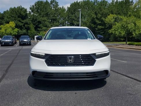 New 2025 Honda Accord SE image 2