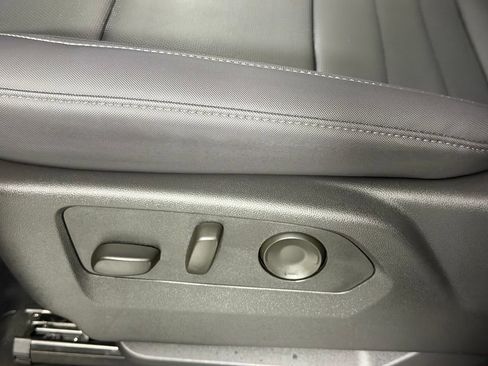 Used 2026 GMC Hummer EV SUV AWD/4WD image 26
