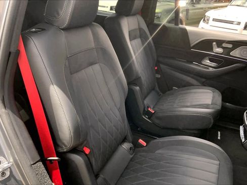 Used 2024 Mercedes-Benz GLS 63 AMG 4MATIC image 19