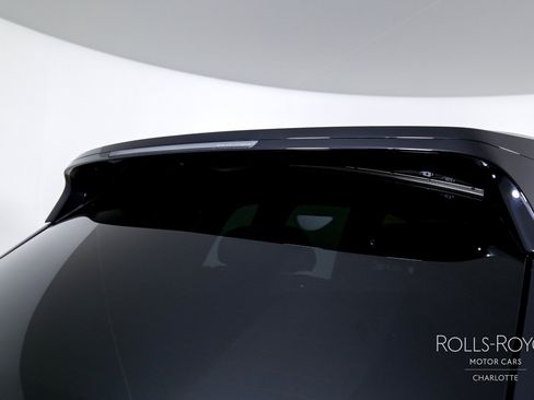 Certified 2024 Rolls-Royce Cullinan Black Badge w/ Dark Exterior Package AWD/4WD image 45