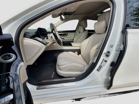 Used 2023 Mercedes-Benz S 580 4MATIC Sedan image 5