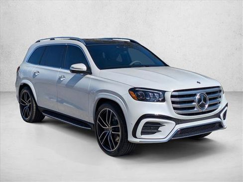 New 2026 Mercedes-Benz GLS 580 4MATIC image 7