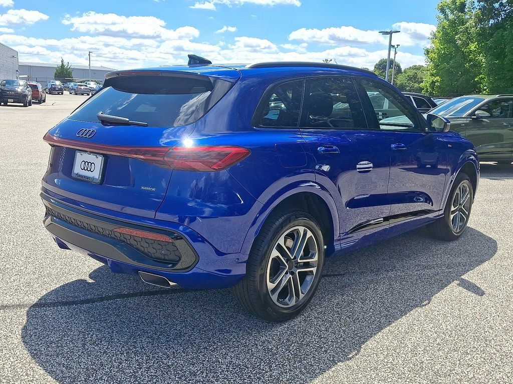 New 2026 Audi Q5 2.0T AWD/4WD image 4