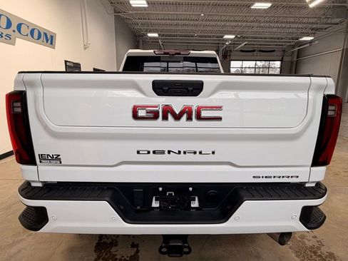 Used 2024 GMC Sierra 3500 Denali w/ Denali Reserve Package image 6