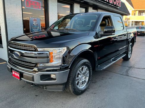 Used 2018 Ford F150 Lariat w/ Max Trailer Tow Package AWD/4WD image 2