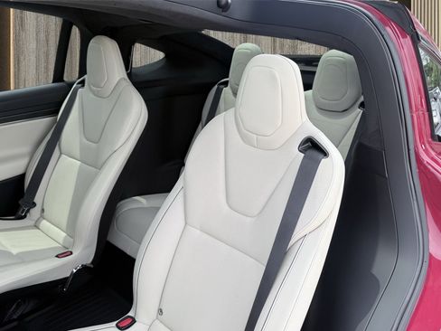 Used 2022 Tesla Model X Plaid AWD/4WD image 5