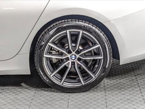 Used 2020 BMW 330i Sedan w/ Convenience Package image 36