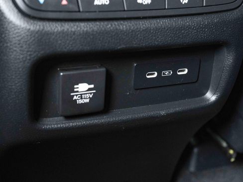 Used 2024 Honda Pilot Elite image 42