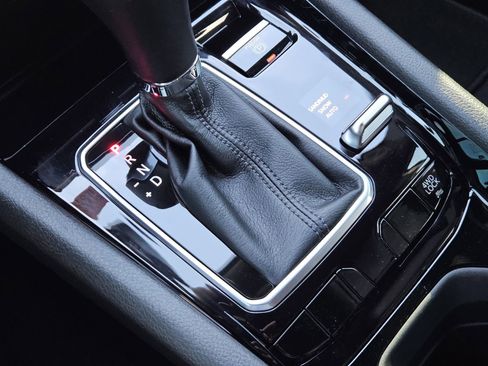 New 2026 Jeep Compass Latitude image 21