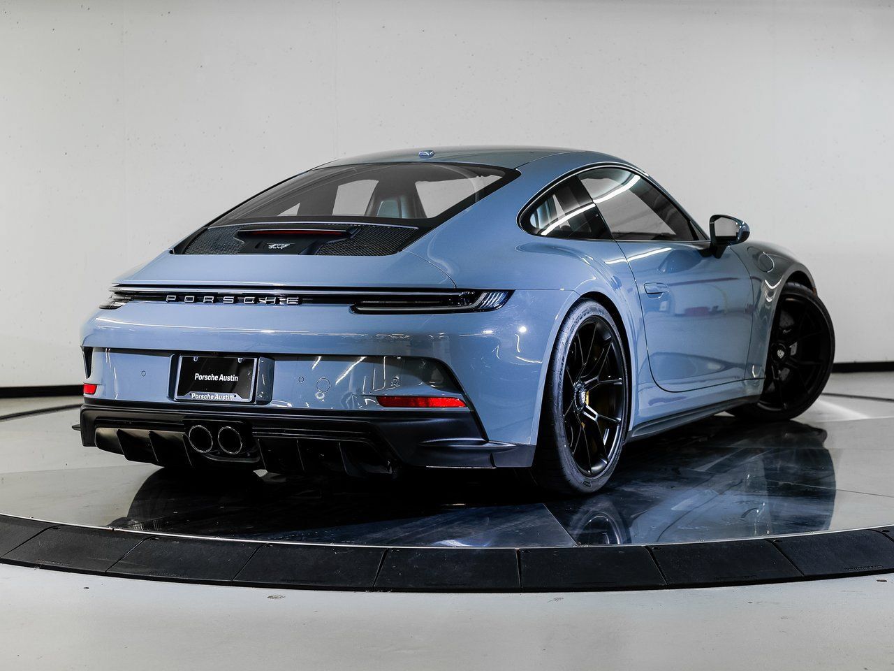 Certified 2024 Porsche 911 GT3 RWD image 7