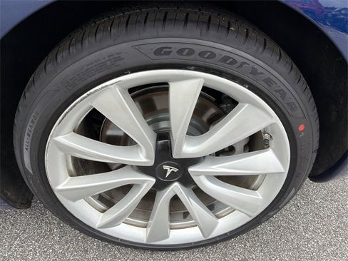 Used 2018 Tesla Model 3 Long Range image 20