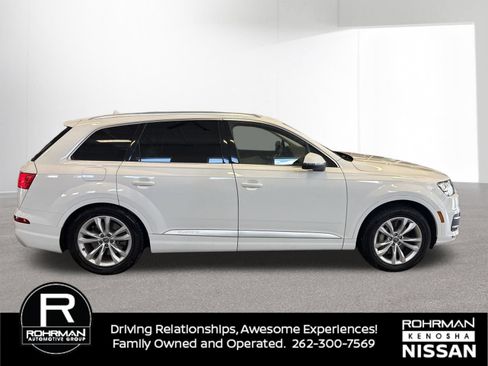 Used 2017 Audi Q7 3.0T Premium Plus AWD/4WD image 6