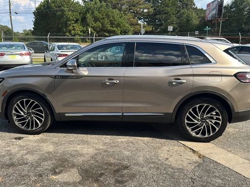 Used 2019 Lincoln Nautilus Reserve w/ Driver Assistance Package FWD image 6