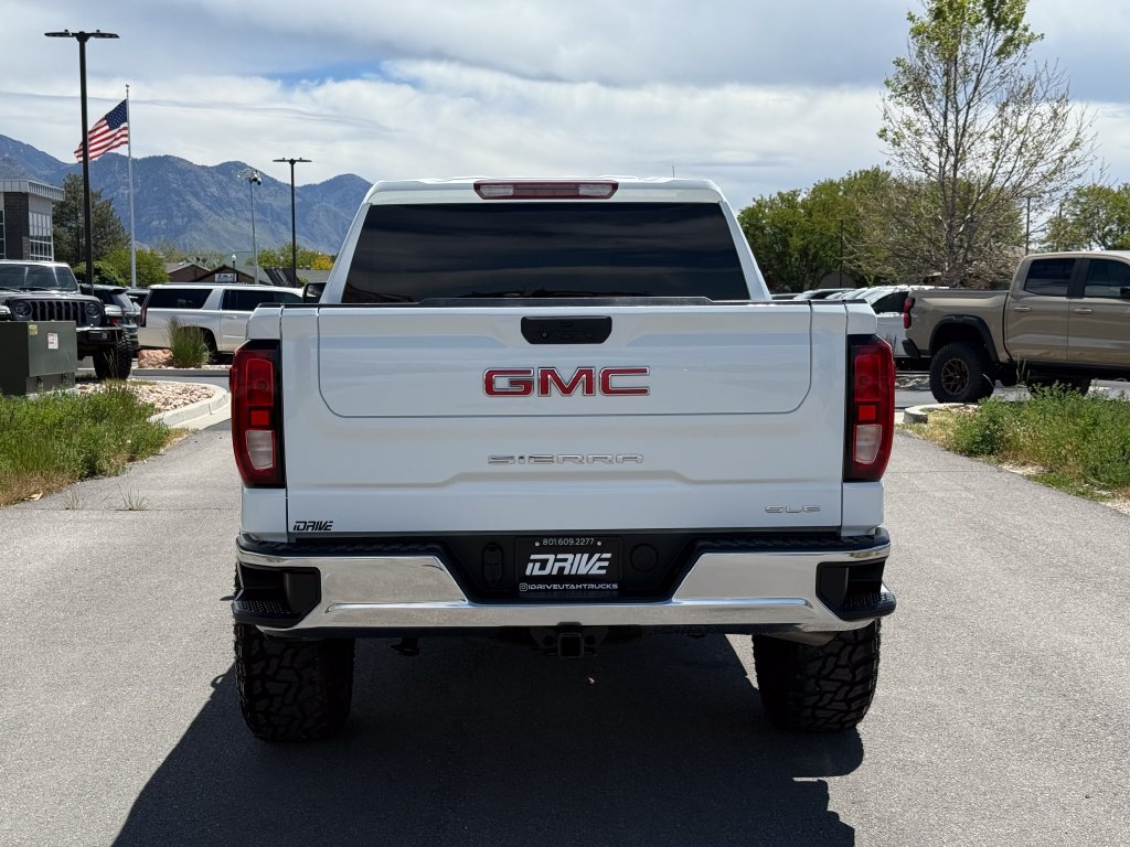 Used 2023 GMC Sierra 1500 SLE AWD/4WD image 11