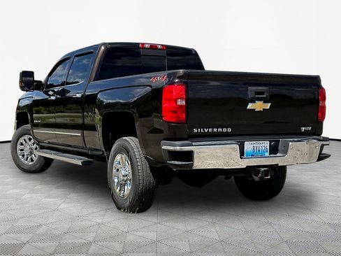 Used 2019 Chevrolet Silverado 2500 LTZ w/ Duramax Plus Package AWD/4WD image 4