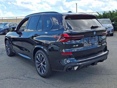 New 2026 BMW X5 xDrive50e w/ M Sport Package AWD/4WD image 3