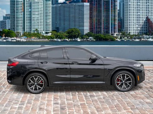 Used 2024 BMW X4 M40i AWD/4WD image 4