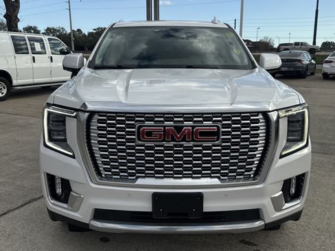 Used 2022 GMC Yukon Denali w/ Max Trailering Package image 18