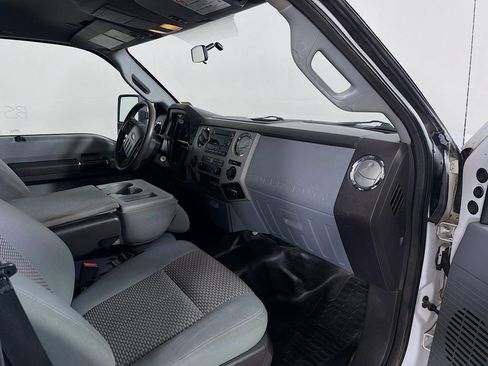 Used 2013 Ford F350 XLT w/ FX4 4X4 Off-Road Pkg image 25
