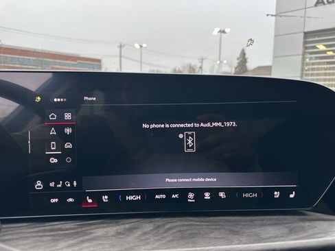 New 2025 Audi Q5 Prestige image 27