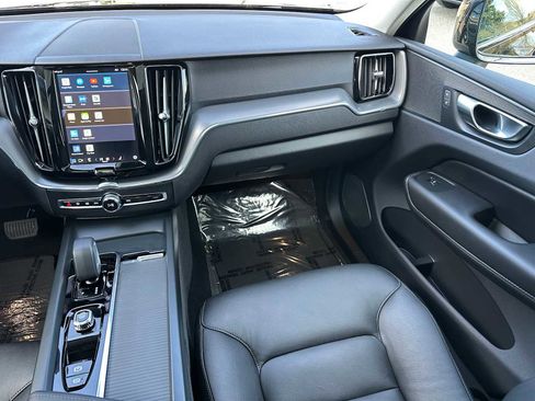 Used 2025 Volvo XC60 B5 Core w/ Protection Package Premier image 18