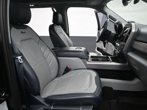 Used 2022 Ford F350 Limited AWD/4WD image 27