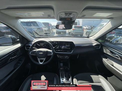 New 2026 Chevrolet TrailBlazer LT w/ Convenience Package FWD image 21