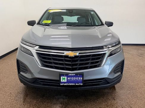 Used 2023 Chevrolet Equinox LS FWD image 9