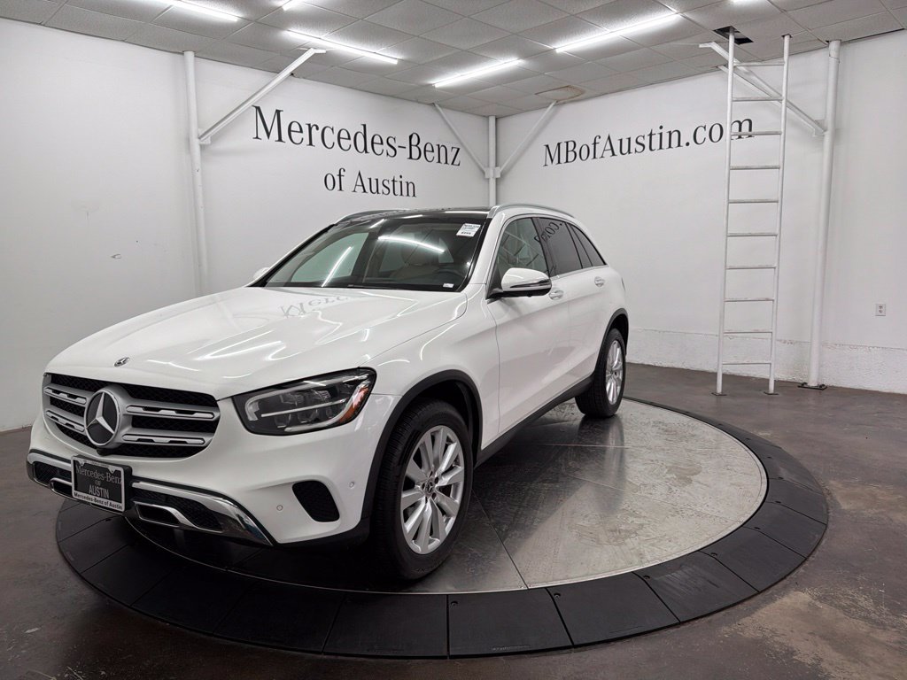 Used 2020 Mercedes-Benz GLC 300 4MATIC image 3