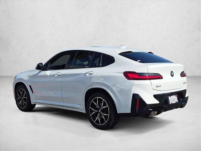 Used 2024 BMW X4 xDrive30i w/ Premium Package AWD/4WD image 7