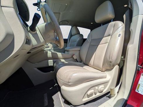 Used 2018 Nissan Murano SL w/ Cargo Package FWD image 14