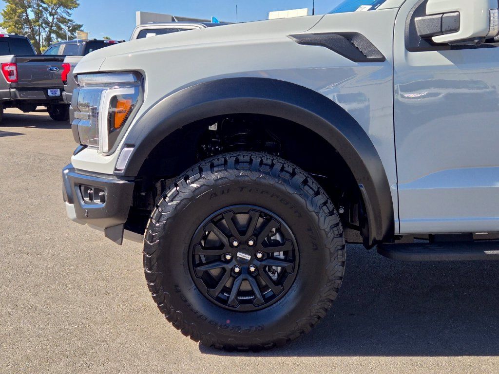 New 2026 Ford F150 Raptor AWD/4WD image 8