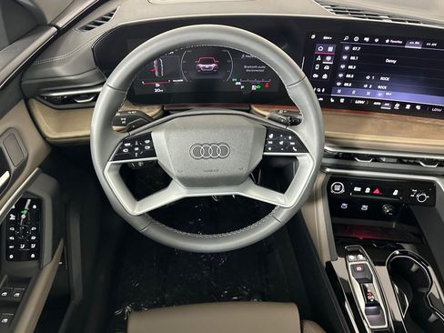 New 2025 Audi Q5 Premium Plus image 13