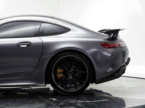 Used 2018 Mercedes-Benz AMG GT R image 14