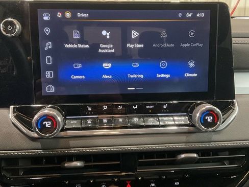 Used 2024 Chevrolet Colorado LT w/ LT Convenience Package II image 17