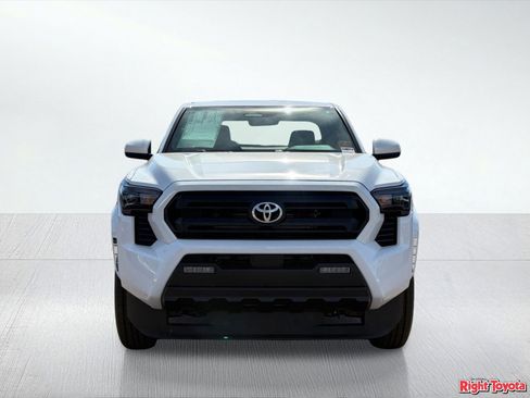 New 2026 Toyota Tacoma SR5 RWD image 10