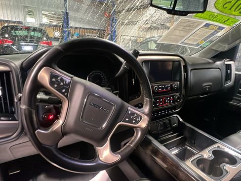 Used 2015 GMC Sierra 2500 Denali w/ Driver Alert Package AWD/4WD image 14