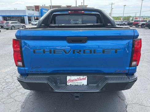 Used 2024 Chevrolet Colorado ZR2 w/ ZR2 Convenience Package III AWD/4WD image 6