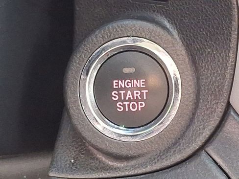 Used 2022 Subaru Outback Limited image 23